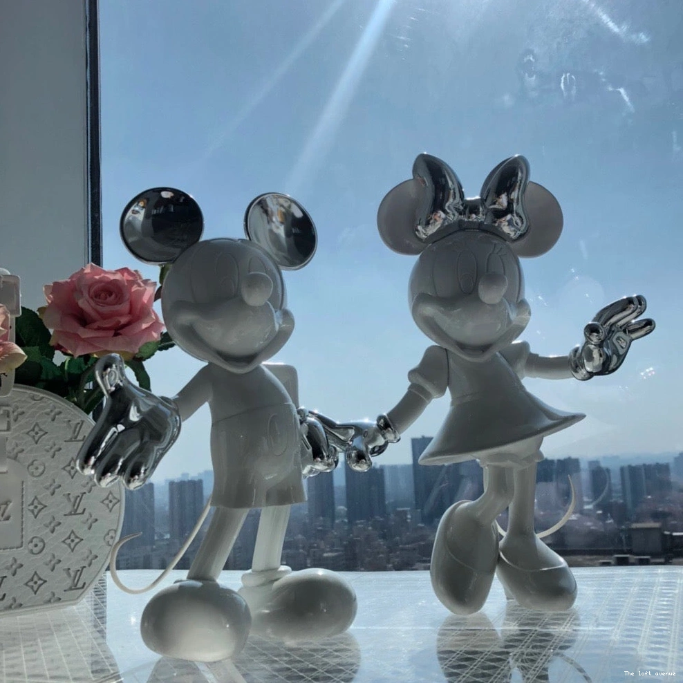MOUSE FIGURE MINNIE 0820